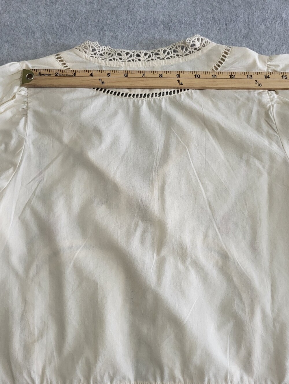 Jennifer & Grace Top Sz M Cream Cross Stitch Embroidery Lace Trim Tie Front Boho - Picture 15 of 16